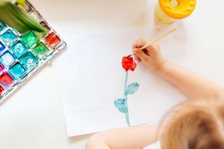 little-girl-paints-a-mother-s-day-card-2025-01-08-10-09-33-utc (1)